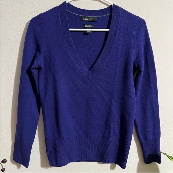 Banana Republic 100% cashmere sweater - Picture 6 of 8